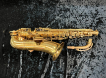 Early Vintage Evette and Schaeffer Alto Sax in Gold Lacquer #28084