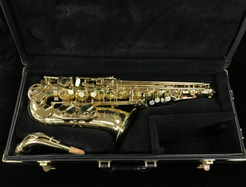 Selmer Paris Series III Alto Saxophone, Serial #620784 Very Pretty Gold Lacquer