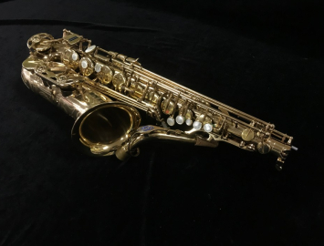 Pristine Condition Selmer Super Action 80 Alto Saxophone - Serial # 356189