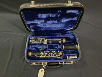 Evette Master Model Bb Clarinet with Nickel Keys #D20414 - 1950's